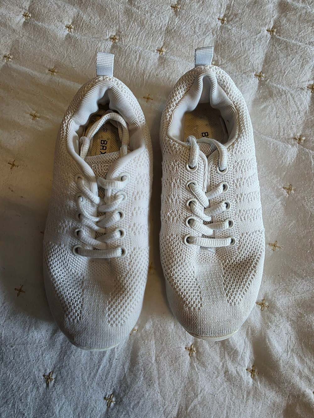 Baxinier kid's Lightweight Breathable Knit Athletic Sneakers